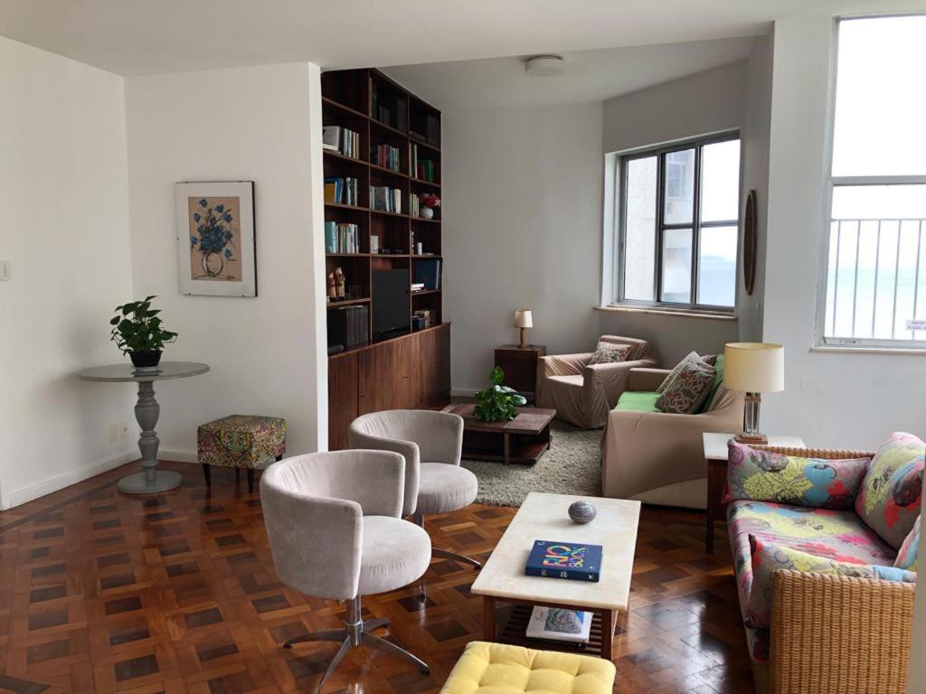 No Leme - Copacabana Apartment